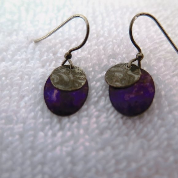 Vintage Purple and Etched Silver Disc Dangle Earrings - Picture 6 of 9